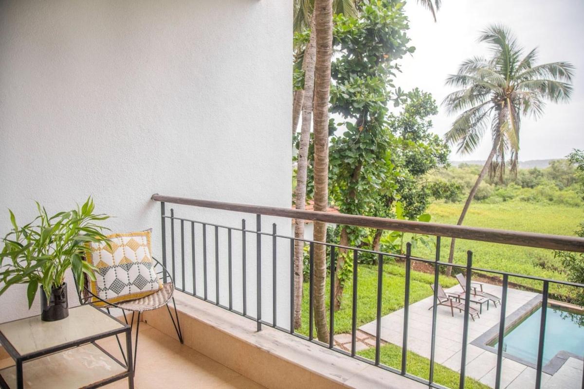 Frangipani 4Br With Pool & Field View Nerul (Goa) Exterior photo